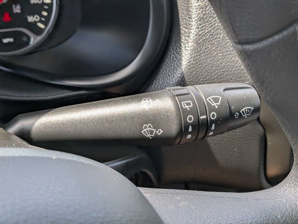 Used 2021 Jeep Renegade Sport FWD image 24