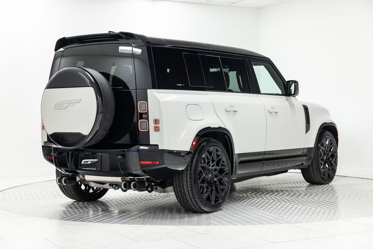 Used 2026 Land Rover Defender 110 X-Dynamic SE AWD/4WD image 5