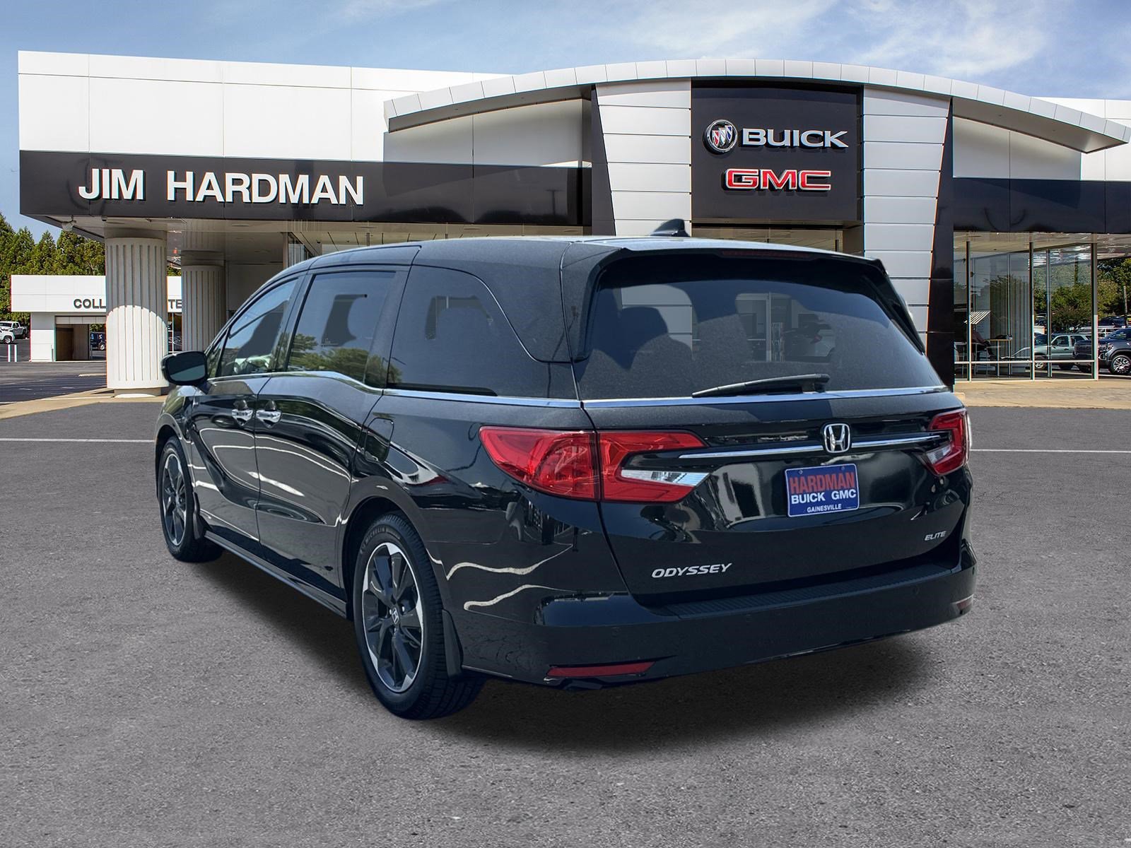Used 2023 Honda Odyssey Elite image 5