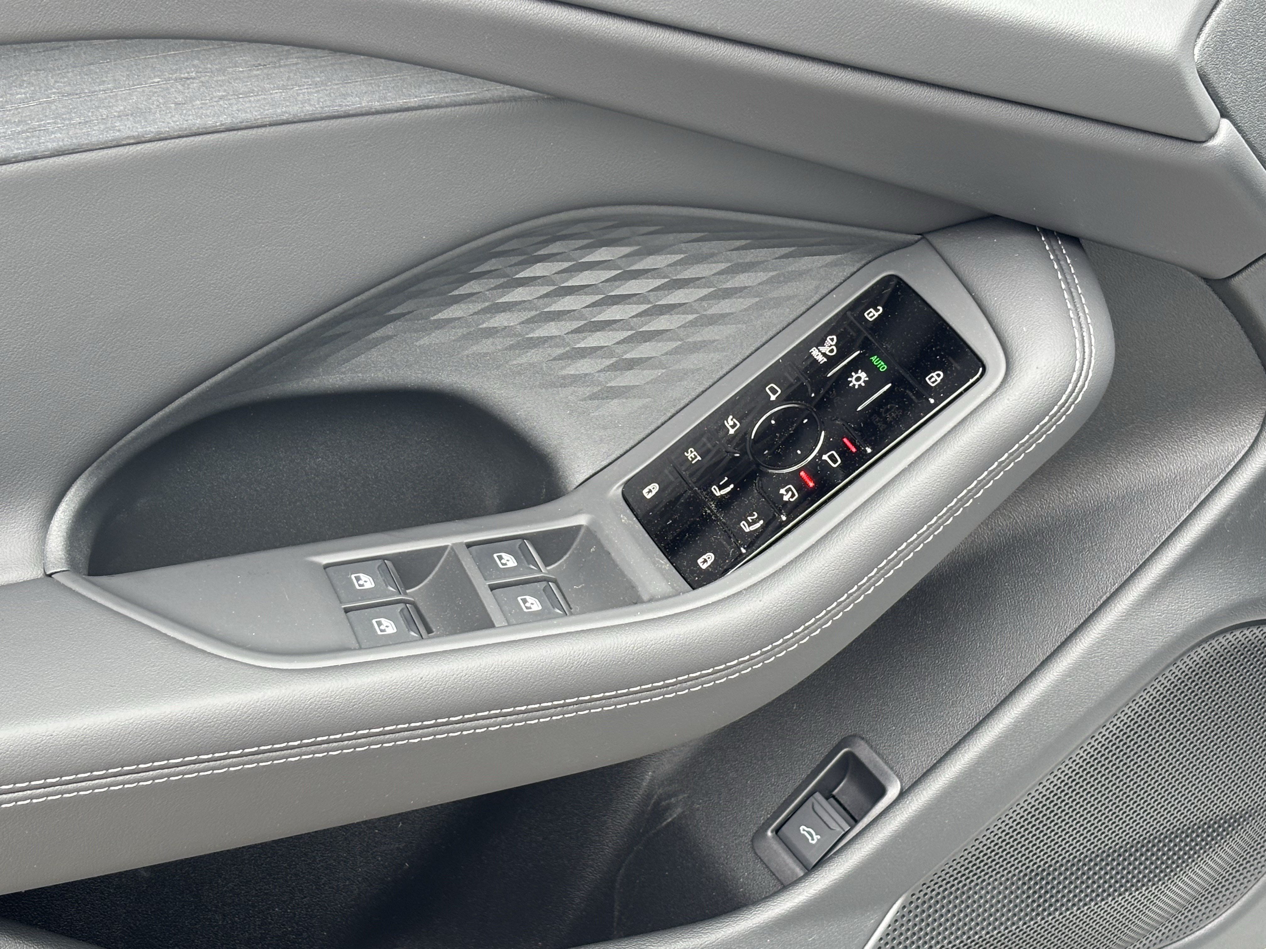 Certified 2026 Audi A6 Prestige AWD/4WD image 15