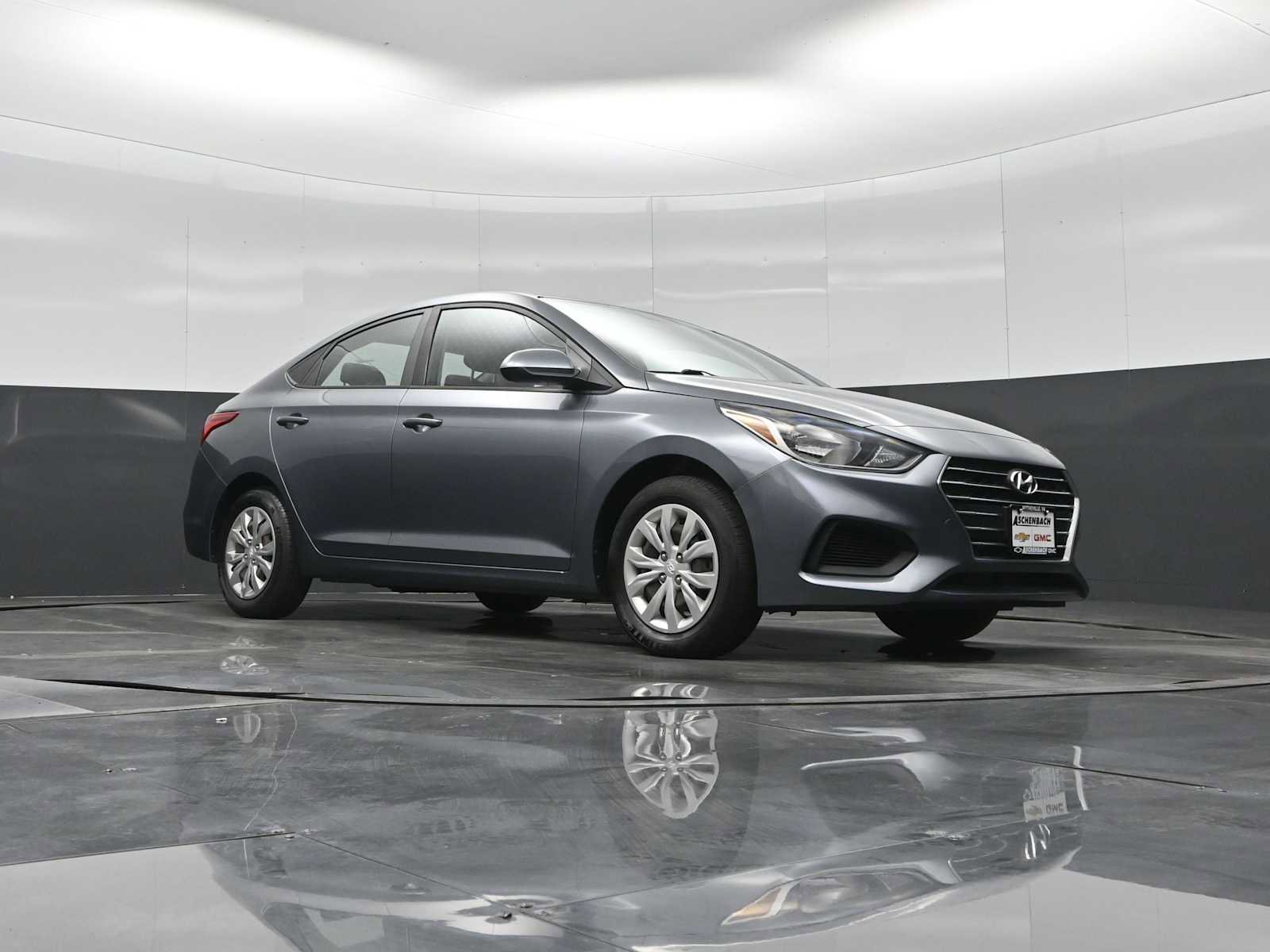 Used 2019 Hyundai Accent SE image 18