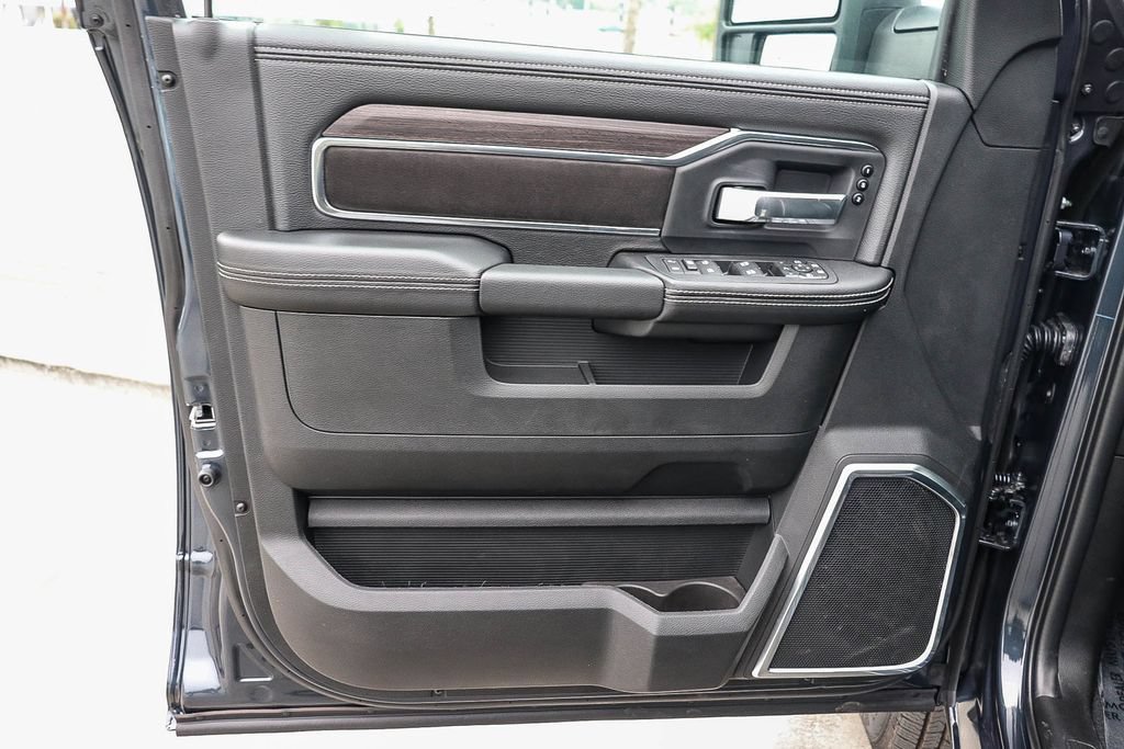 New 2026 RAM 3500 Laramie AWD/4WD image 24