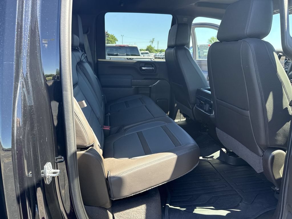 Certified 2022 GMC Sierra 3500 Denali w/ Denali Ultimate Package AWD/4WD image 34