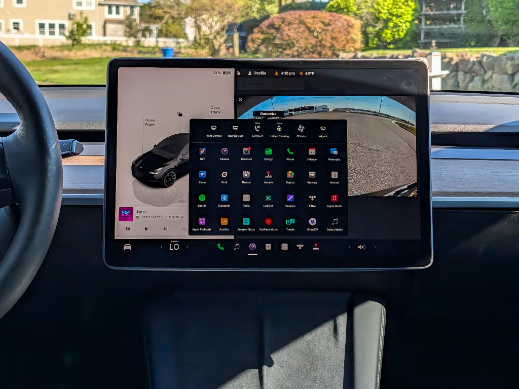 Used 2022 Tesla Model Y Long Range image 23