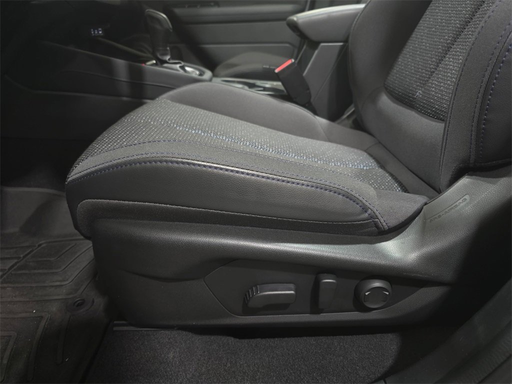 Used 2025 Subaru Forester Premium image 26