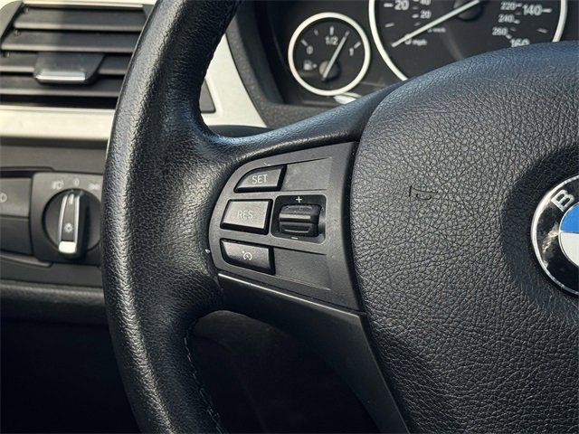 Used 2014 BMW 320i xDrive Sedan image 13