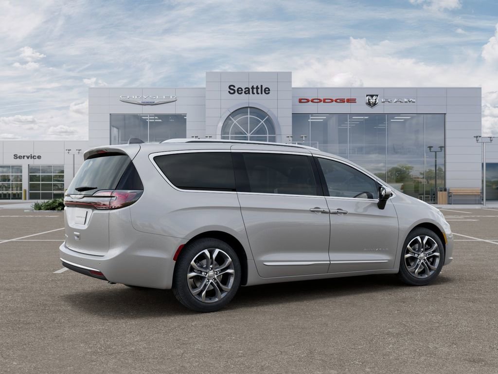 New 2026 Chrysler Pacifica Pinnacle FWD image 5