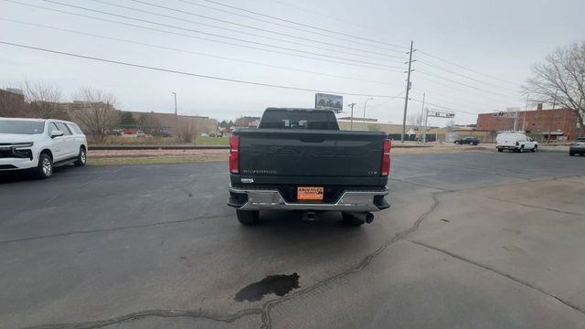 Used 2025 Chevrolet Silverado 2500 LTZ w/ LTZ Plus Package image 7