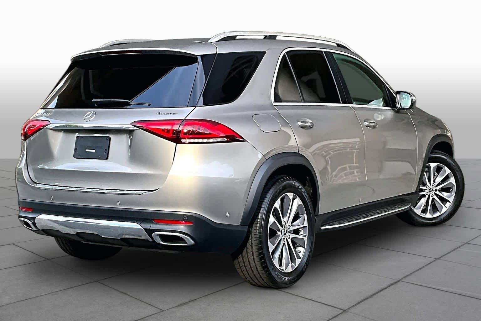 Used 2023 Mercedes-Benz GLE 350 4MATIC w/ Premium Package image 13