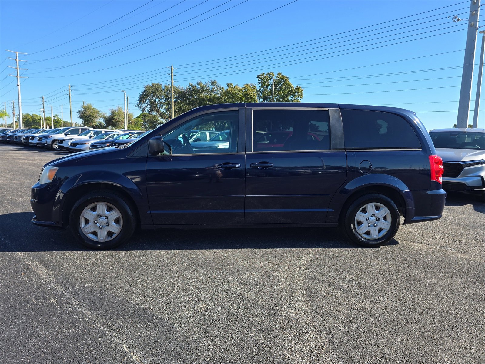 Used 2012 Dodge Grand Caravan SE image 6