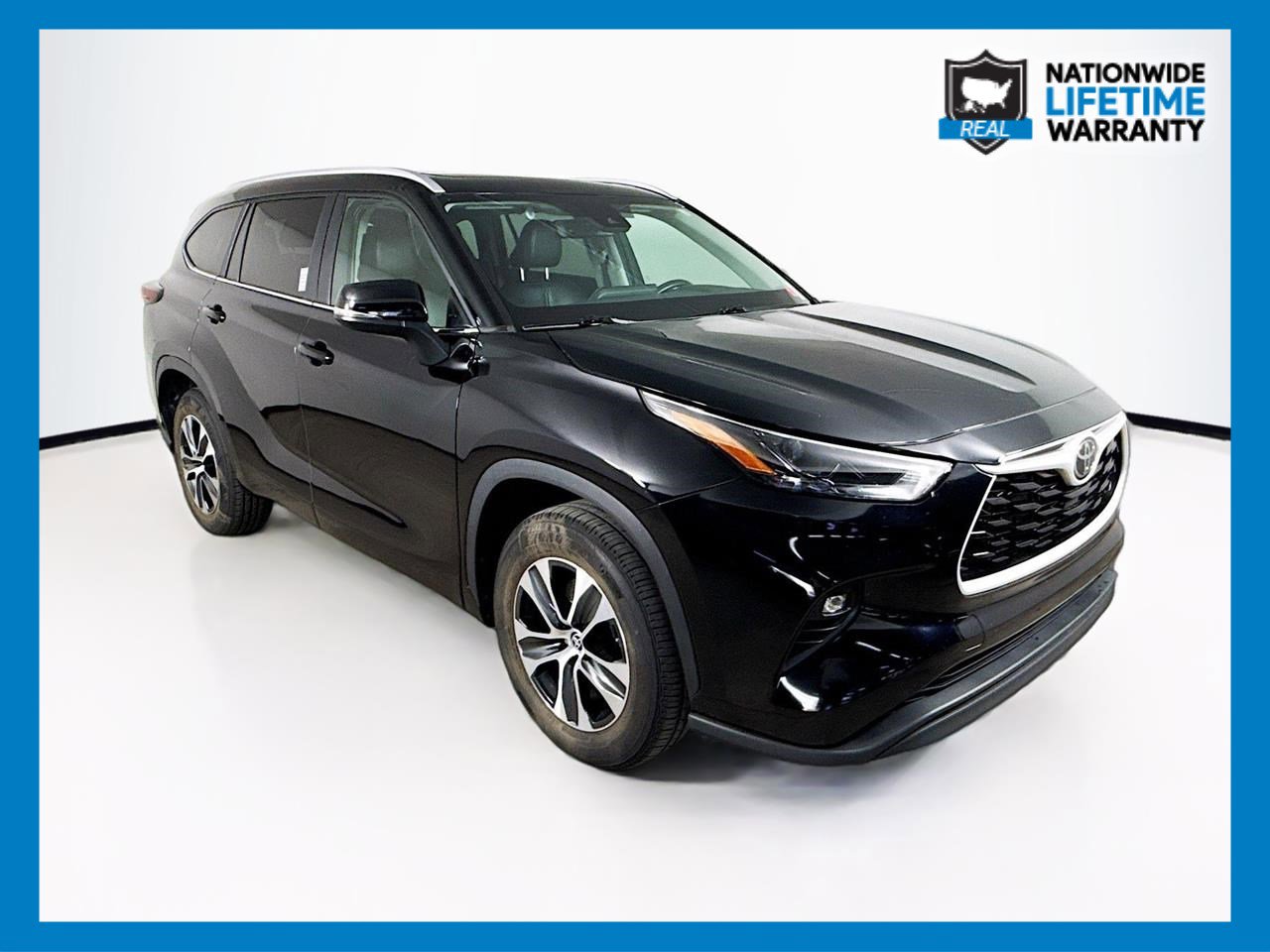 Used 2024 Toyota Highlander XLE