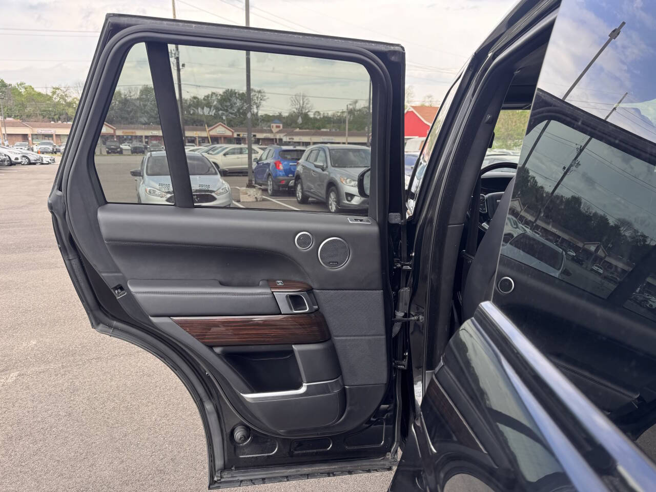 Used 2016 Land Rover Range Rover Autobiography AWD/4WD image 15