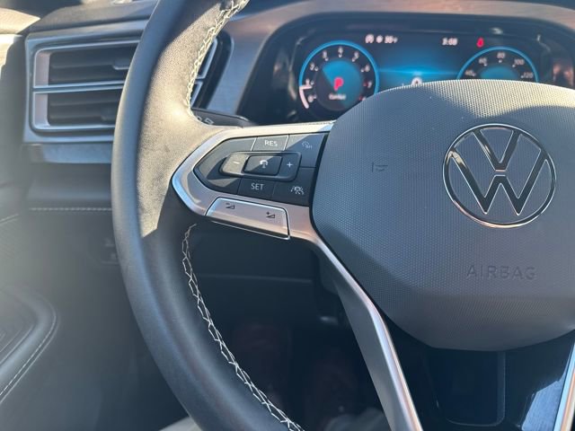 Certified 2025 Volkswagen Atlas Cross Sport SE image 21