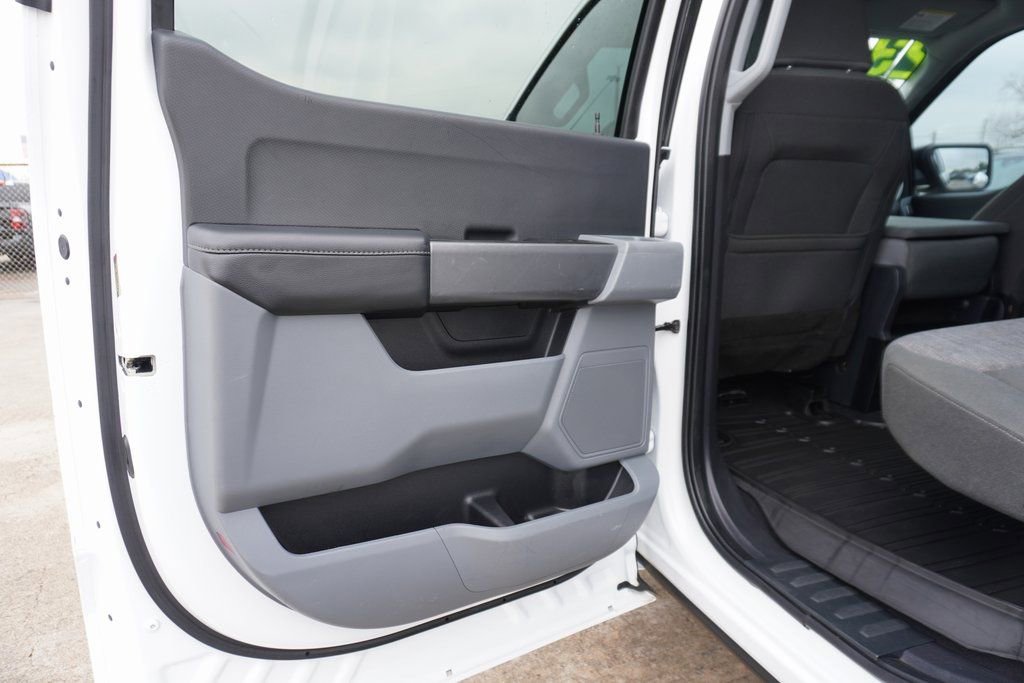 Used 2023 Ford F150 XLT image 19