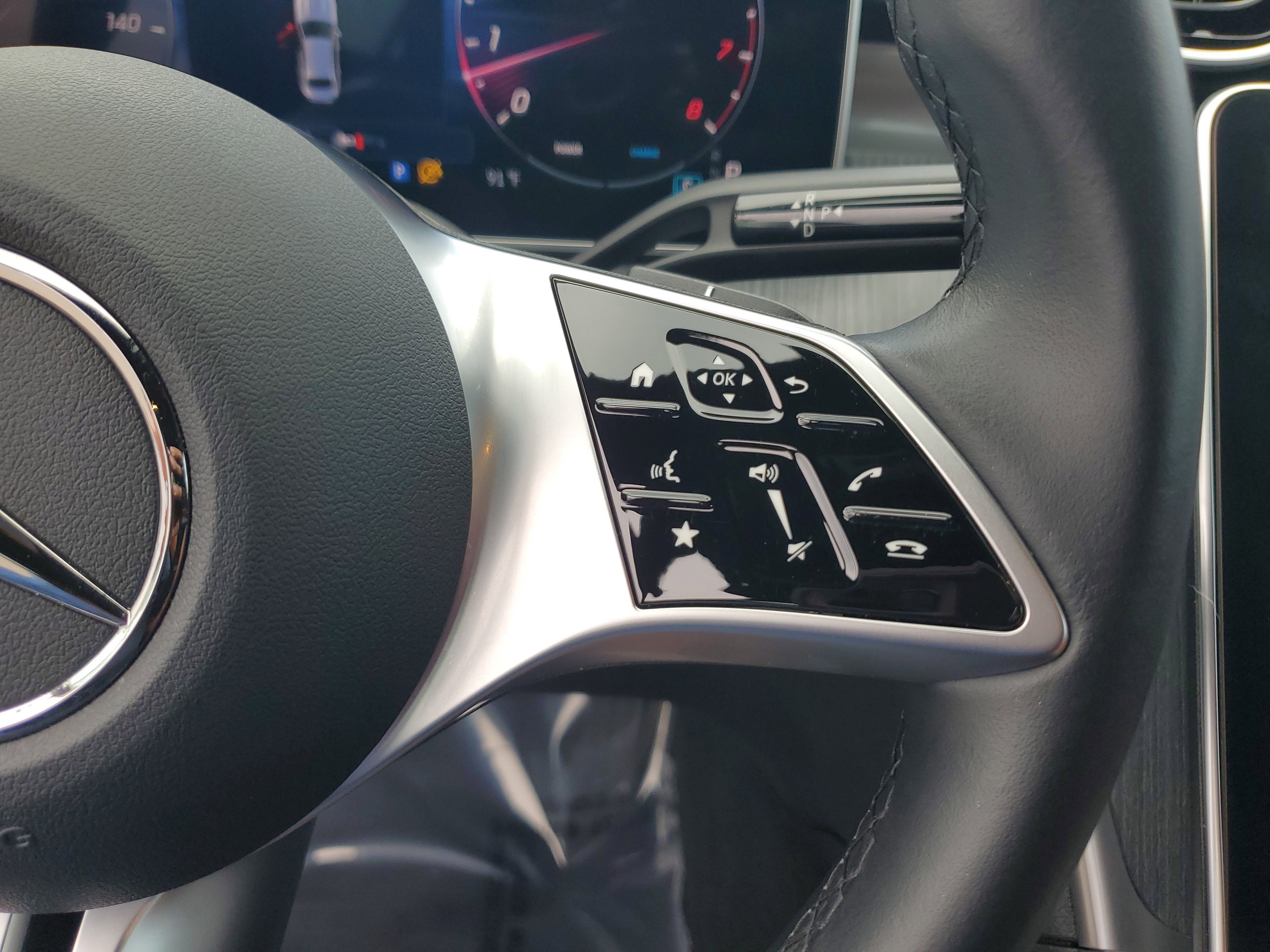 Used 2025 Mercedes-Benz C 300 Sedan image 20