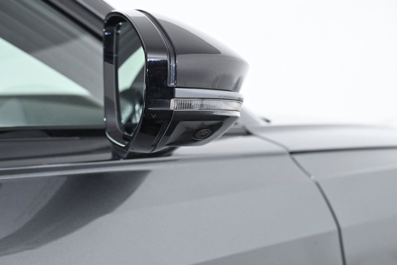 Used 2020 Audi S8 L w/ S8 Executive Package AWD/4WD image 8