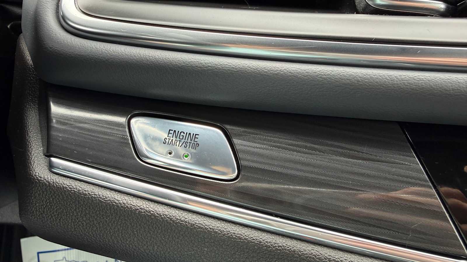 Used 2024 Buick Enclave Premium AWD/4WD image 20