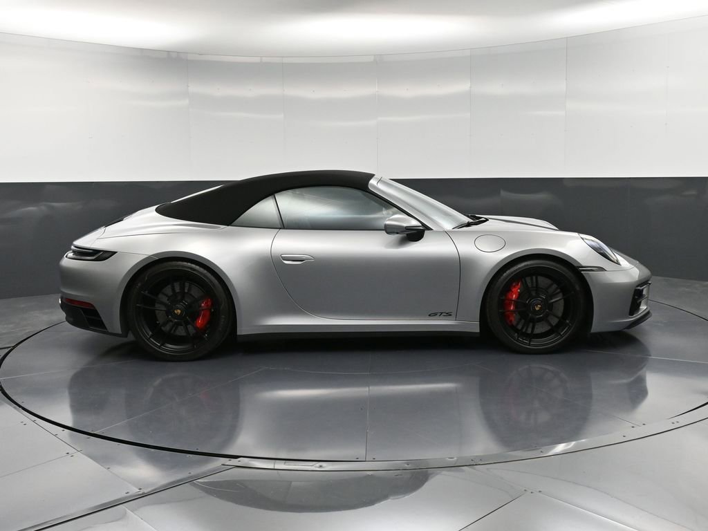 Certified 2024 Porsche 911 Carrera GTS image 9