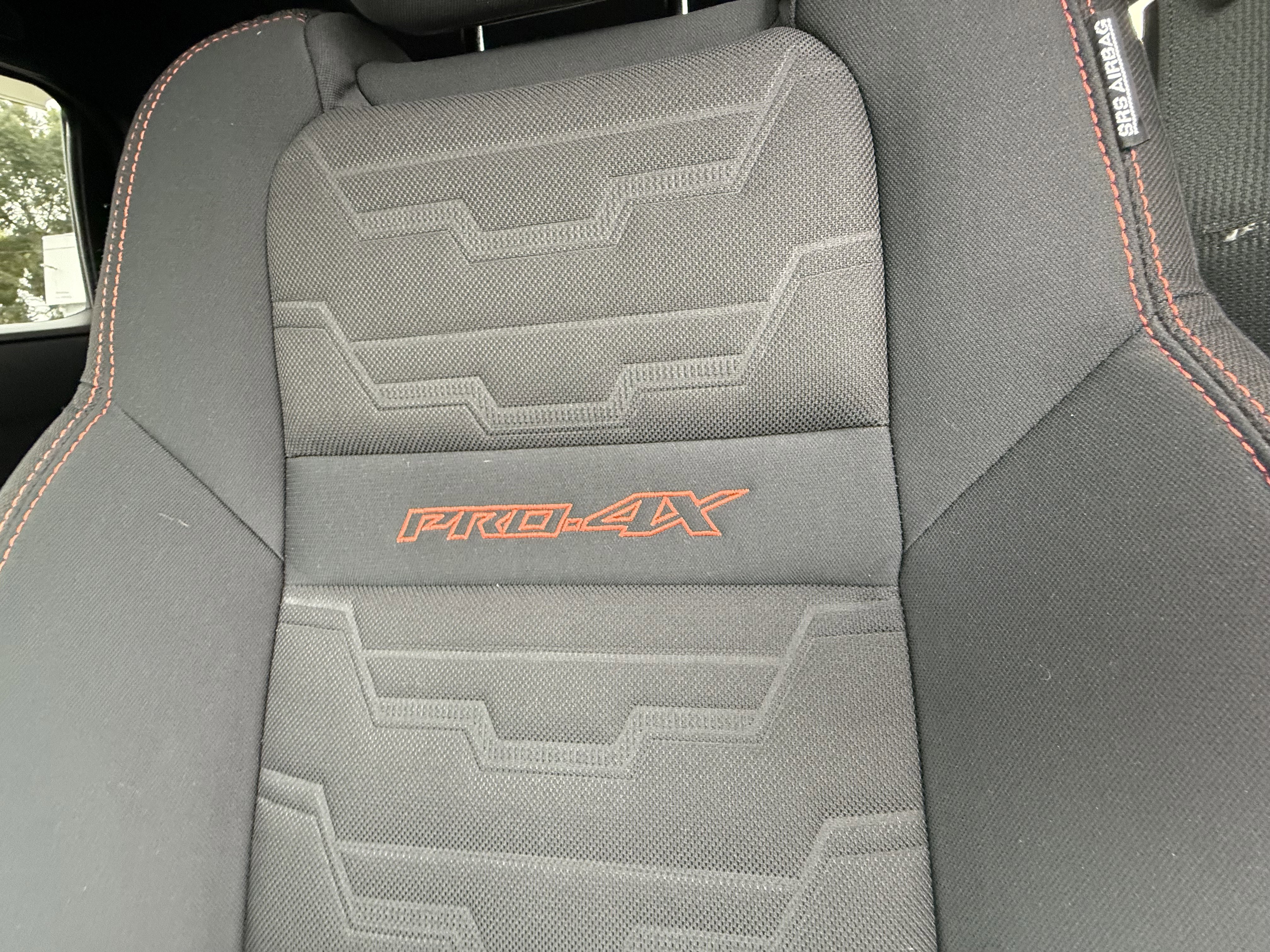 Used 2022 Nissan Frontier PRO-4X w/ Off-Road Protection Package image 17