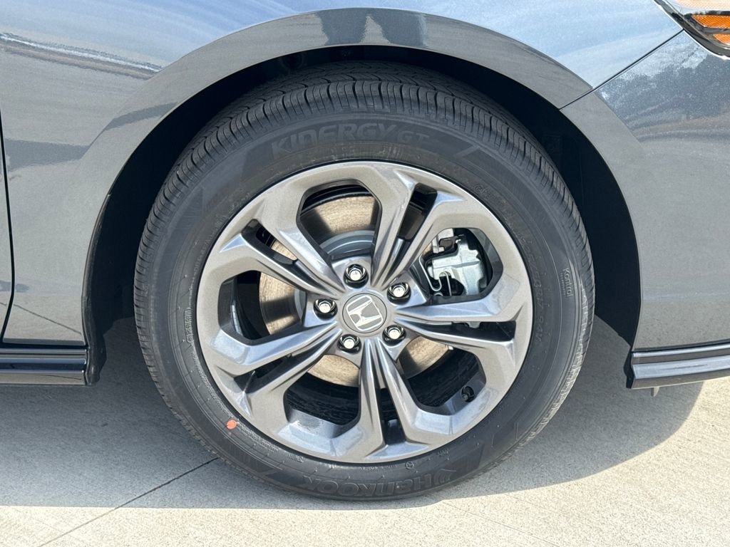 New 2026 Honda Accord EX-L image 10