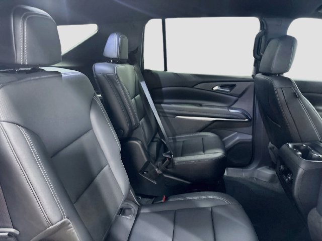 New 2027 Chevrolet Traverse LT w/ LPO, Floor Liner Package AWD/4WD image 25