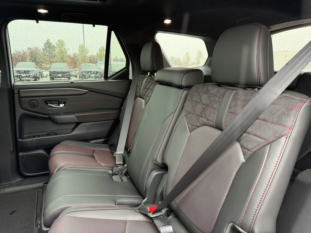 New 2026 Honda Pilot Black Edition image 30
