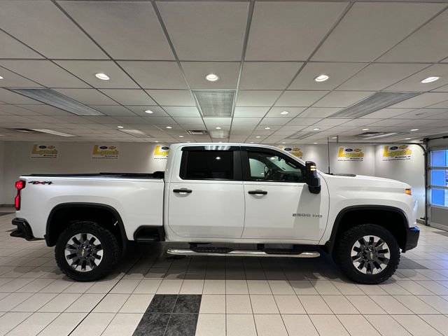 Used 2021 Chevrolet Silverado 2500 Custom w/ Custom Value Package image 3