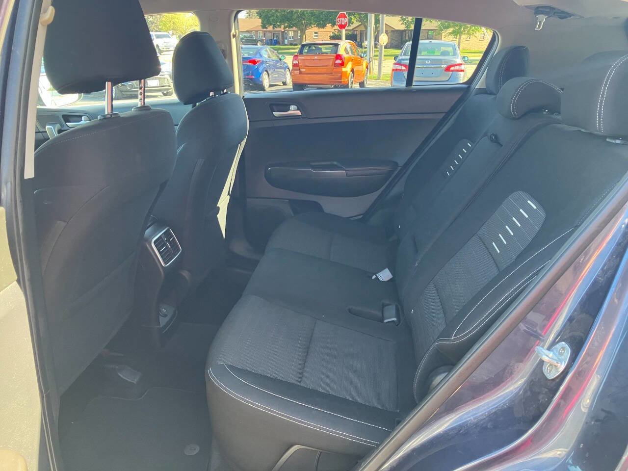 Used 2018 Kia Sportage LX image 12