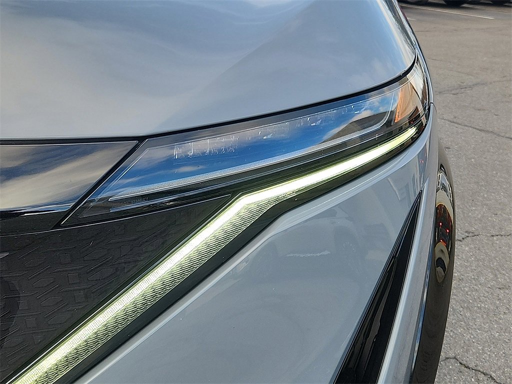 Used 2023 Nissan Ariya image 9