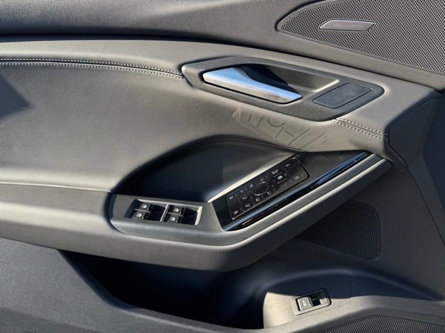 Certified 2025 Audi Q6 e-tron Premium Plus w/ Premium Plus image 11