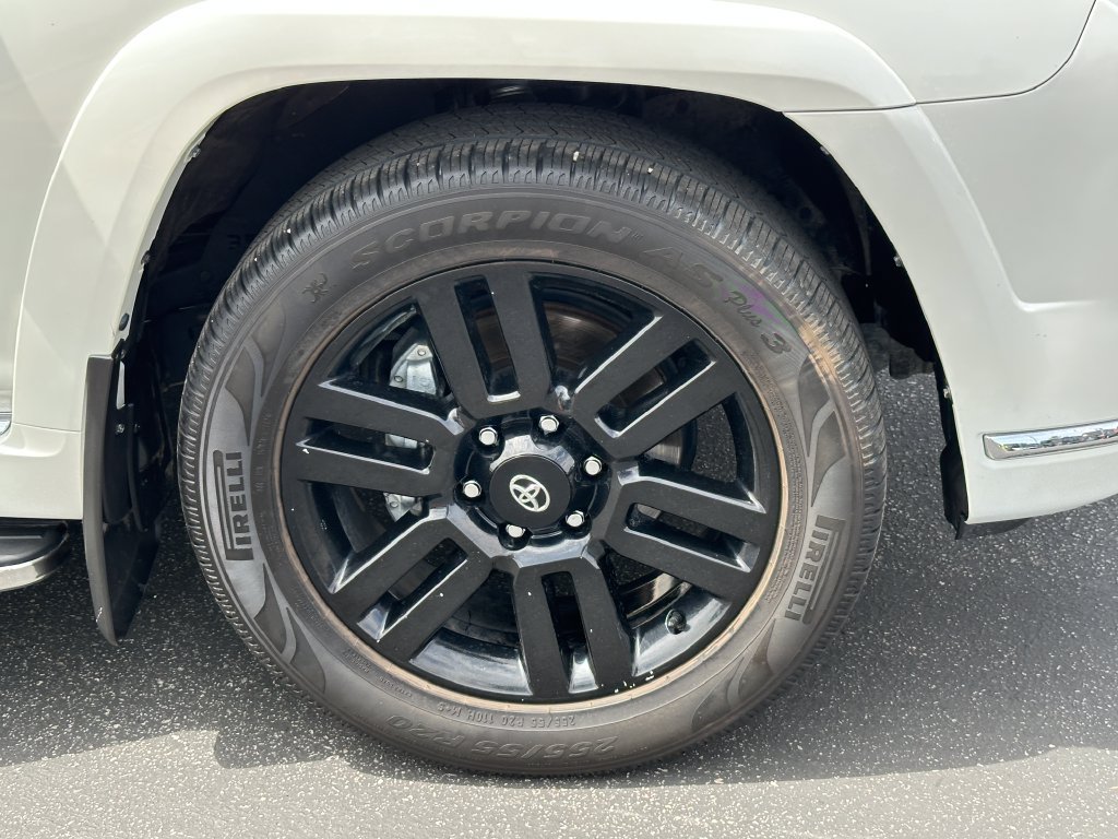 Used 2022 Toyota 4Runner Limited RWD image 15