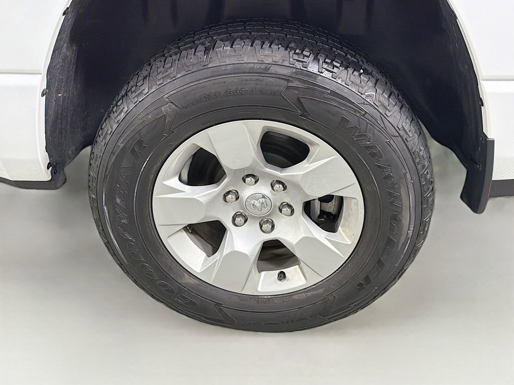 Used 2023 RAM 1500 Big Horn AWD/4WD image 30
