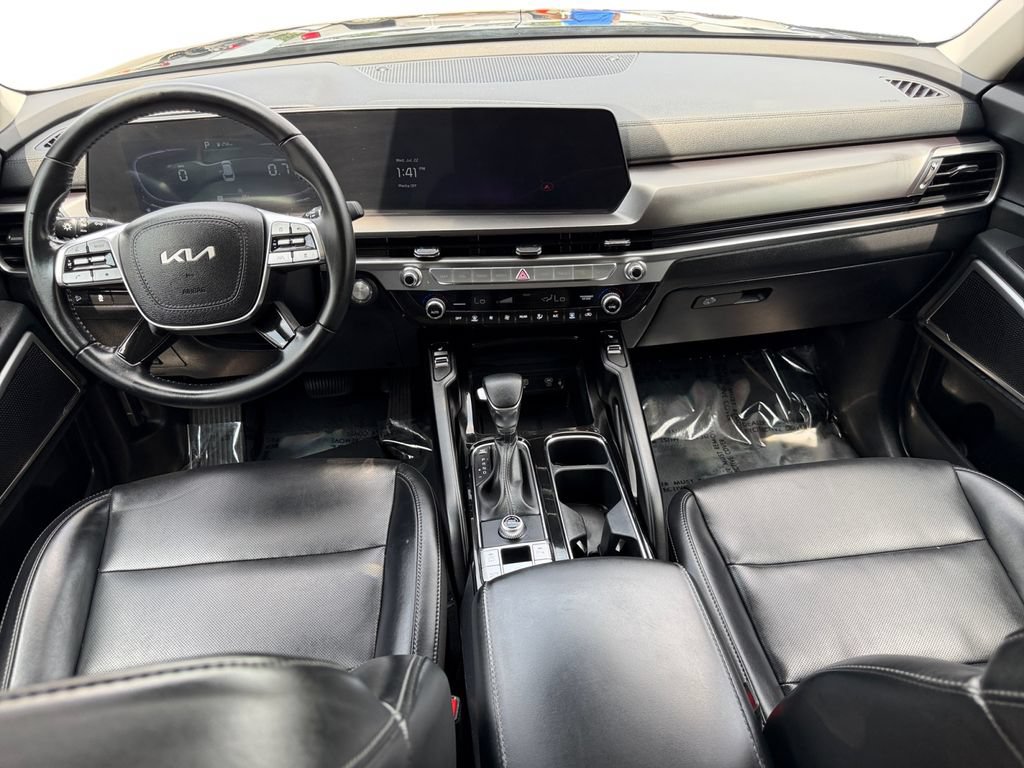 Certified 2024 Kia Telluride S w/ S Sunroof Package FWD image 13