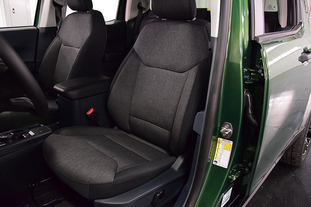 New 2025 Ford Maverick XLT w/ XLT Luxury Package image 28