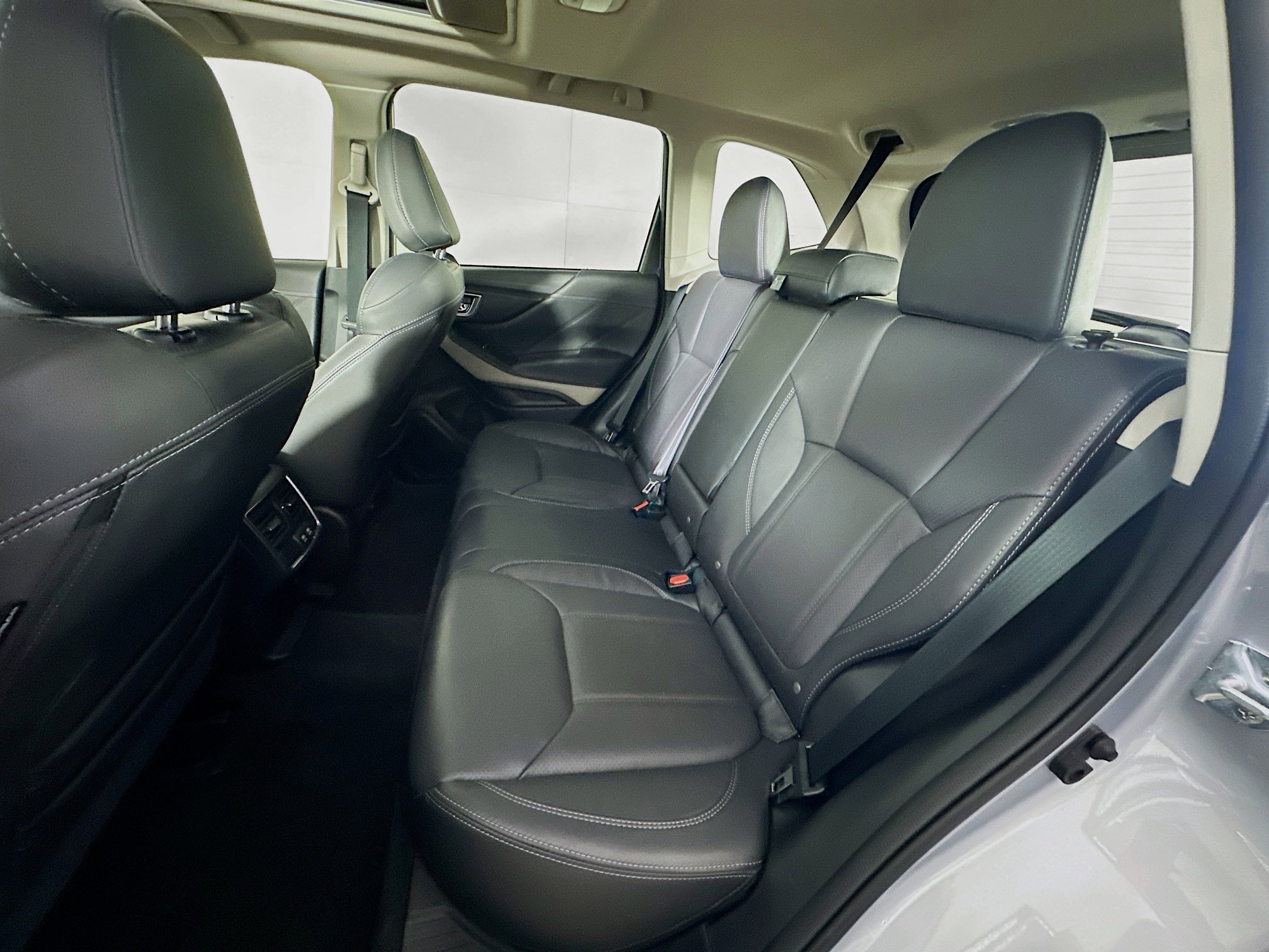 Used 2024 Subaru Forester Limited image 27