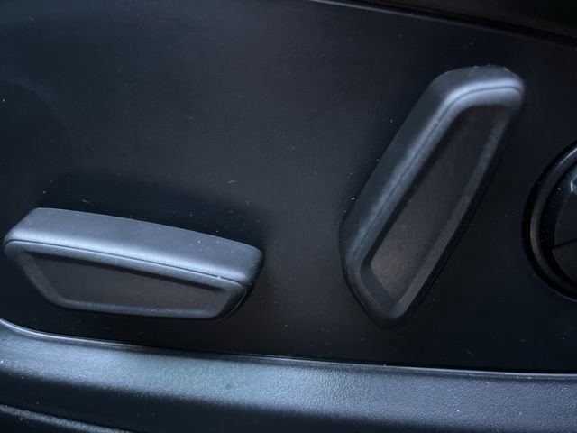 Used 2025 Ford Explorer Active image 14