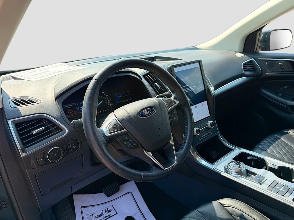 Certified 2024 Ford Edge Titanium AWD/4WD image 9