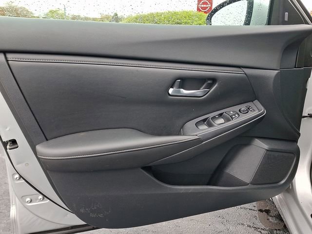 Used 2020 Nissan Sentra SV FWD image 16