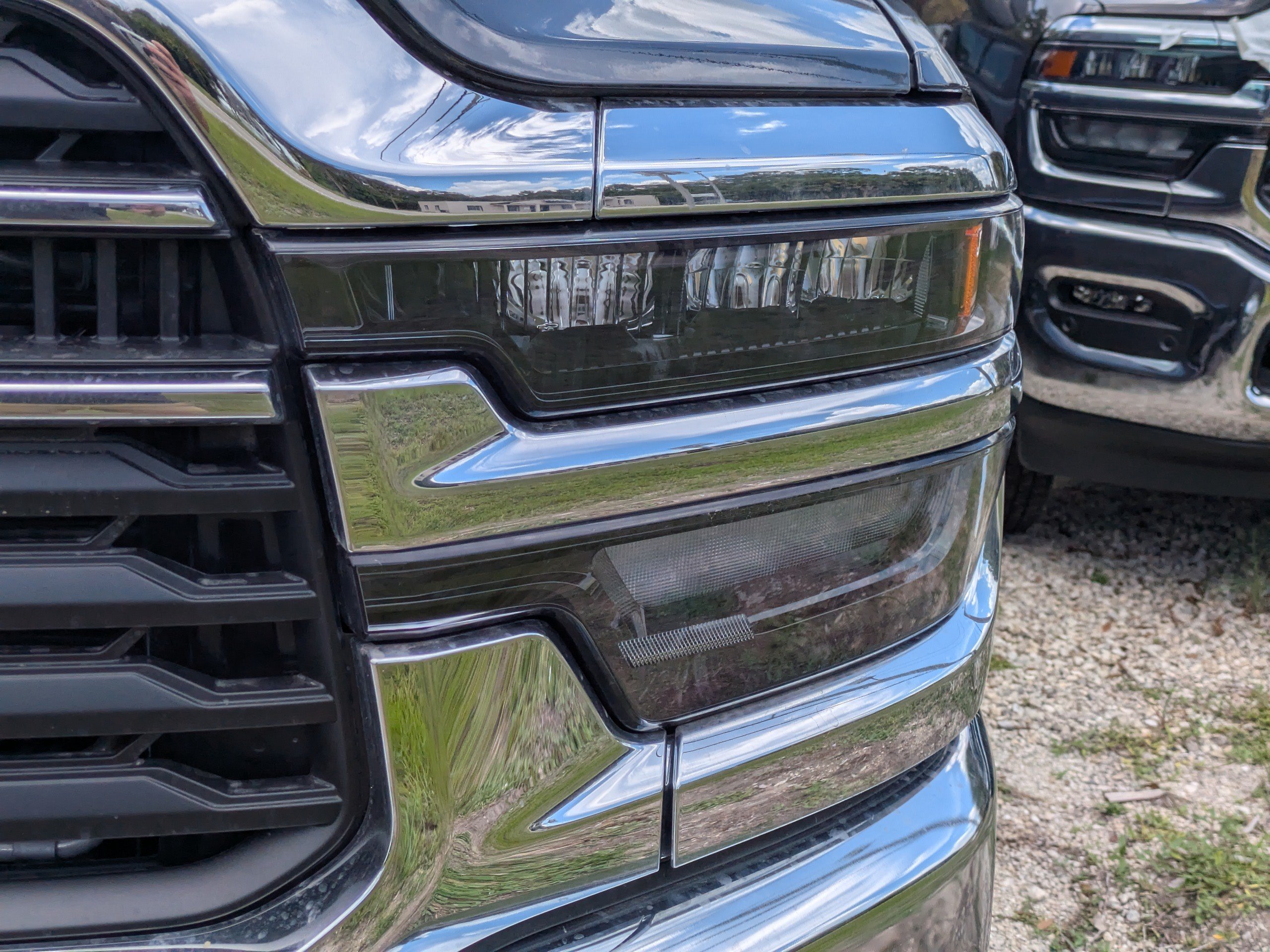 New 2026 RAM 3500 Tradesman AWD/4WD image 7