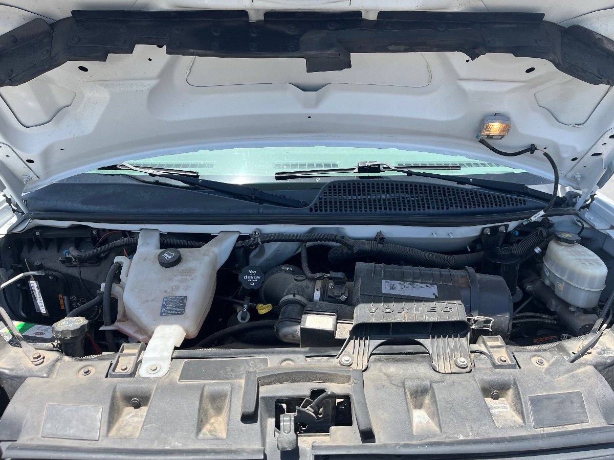 Used 2017 Chevrolet Express 3500 LT w/ LT Preferred Equipment Group RWD image 34