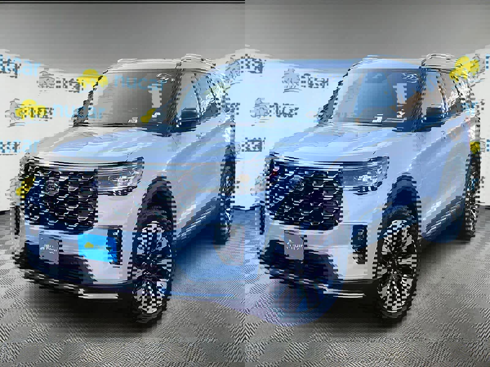 Used 2025 Ford Explorer Platinum w/ LUX Leather Package image 3