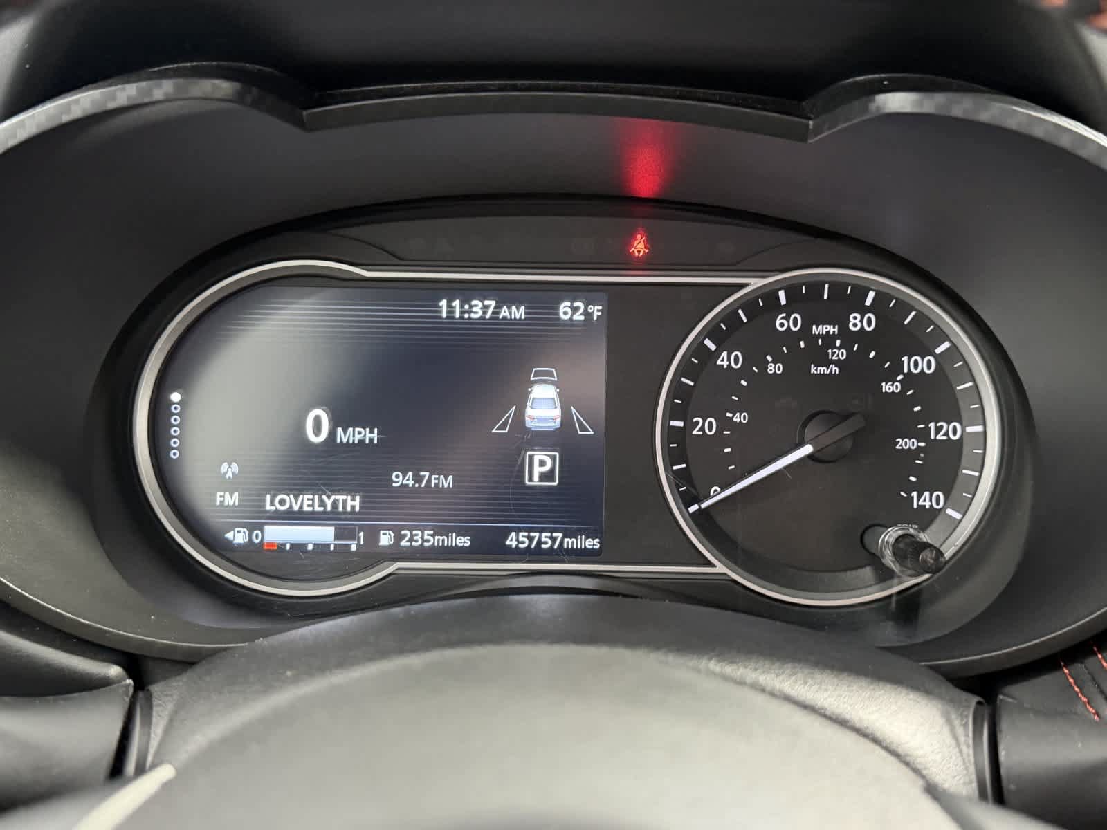 Used 2025 Nissan Versa SR FWD image 19