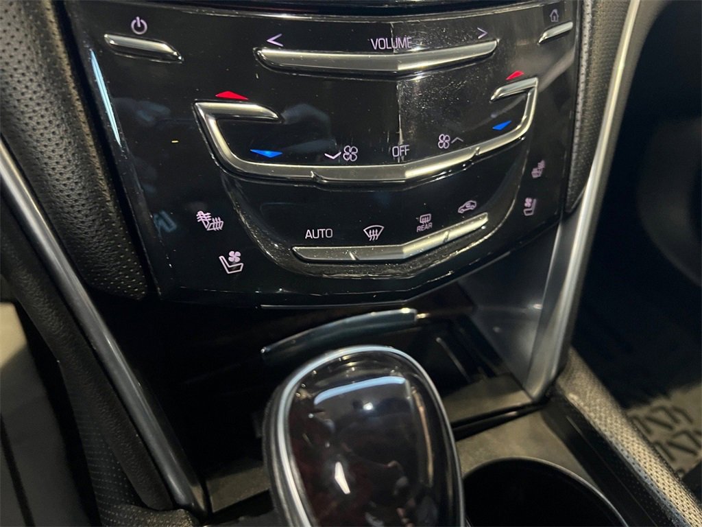 Used 2017 Cadillac XTS Luxury image 27