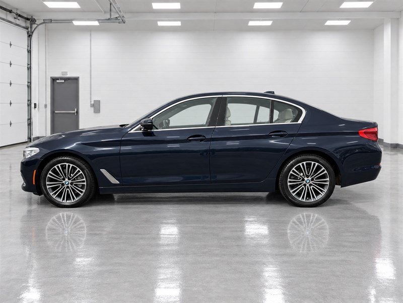 Used 2020 BMW 530i xDrive w/ Convenience Package AWD/4WD image 2