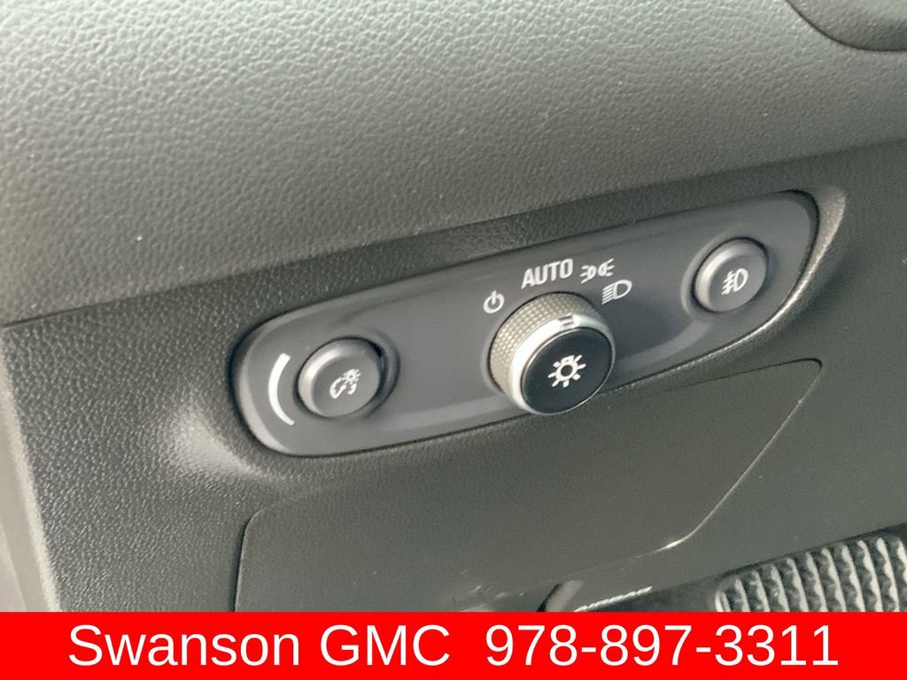 Used 2023 Buick Encore GX Preferred w/ Cold Weather Comfort Package AWD/4WD image 18