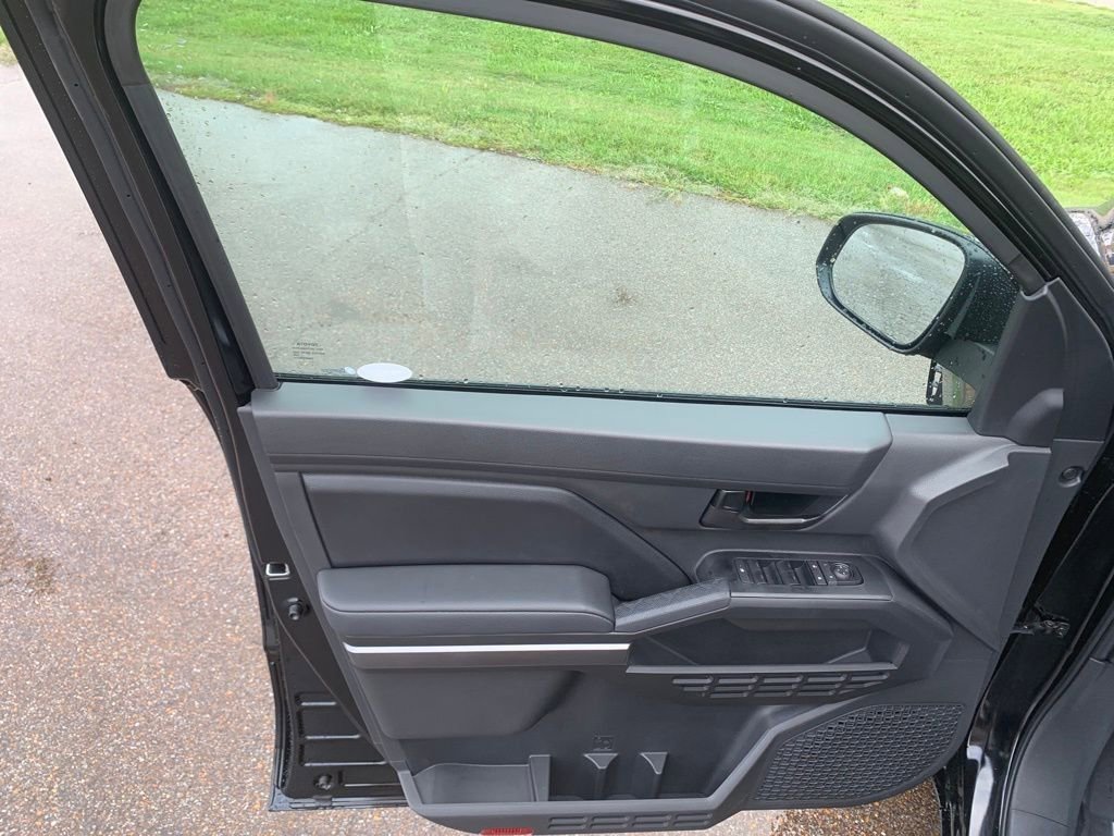 New 2025 Toyota Tacoma SR5 image 11