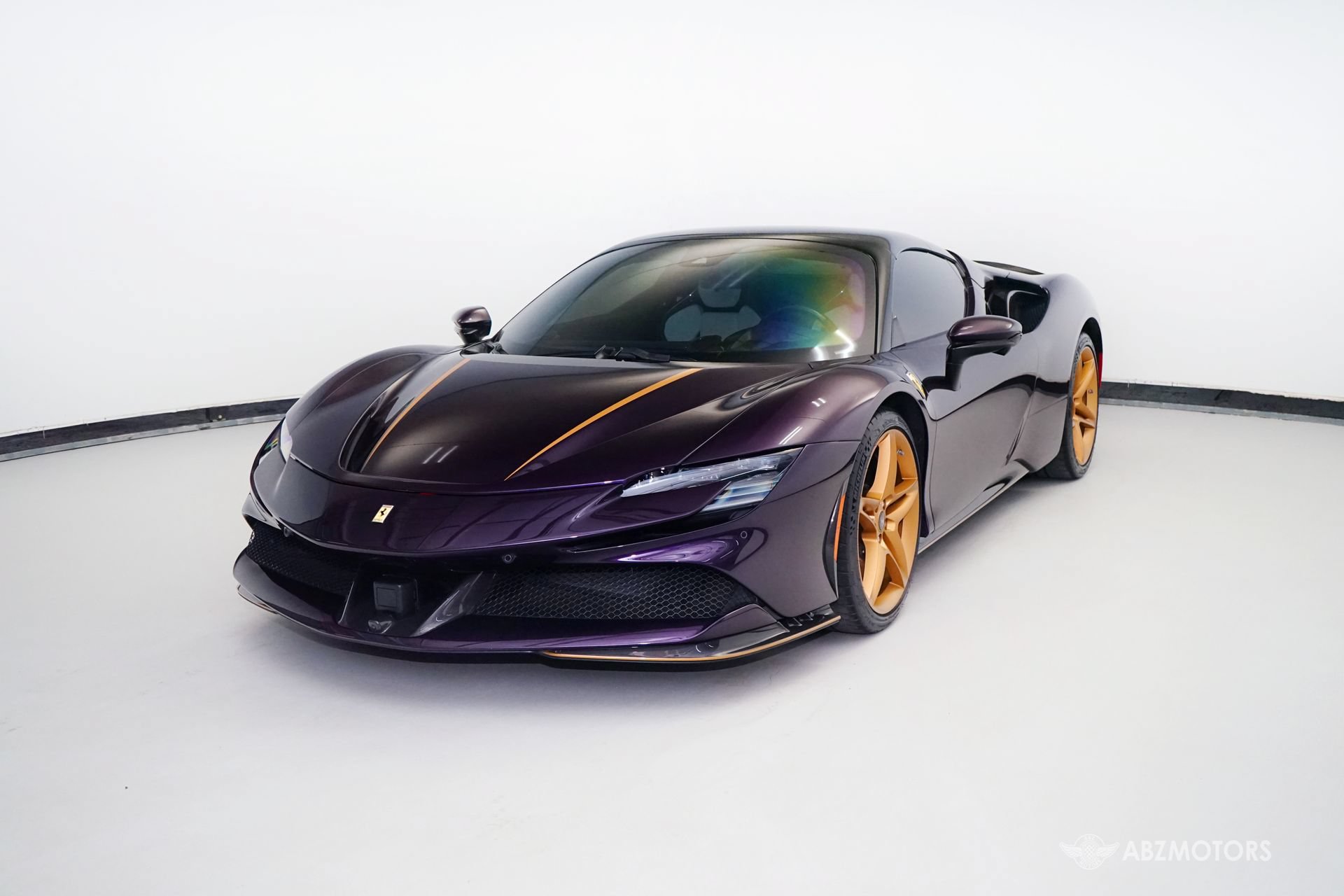 Used 2024 Ferrari SF90 Spider AWD/4WD image 2
