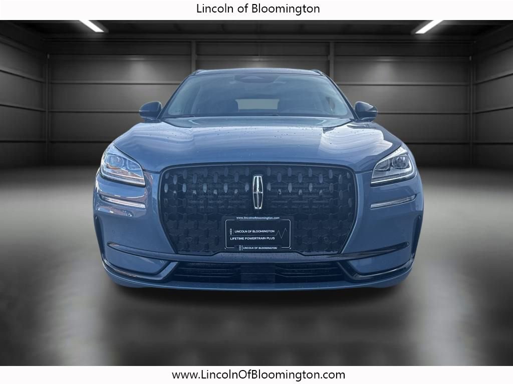 New 2025 Lincoln Corsair Reserve w/ Equipment Group 202A image 13