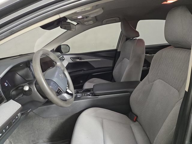 Used 2025 Toyota Camry LE FWD image 12