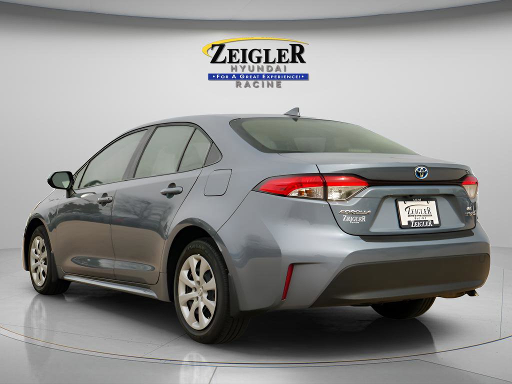 Used 2024 Toyota Corolla XLE FWD image 6